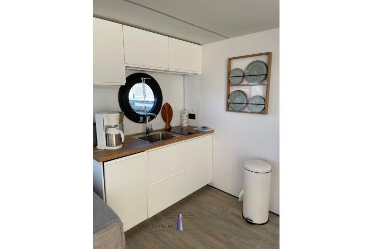 Hausboot Fjord Haven Mit Biosauna In Barth Exteriér fotografie